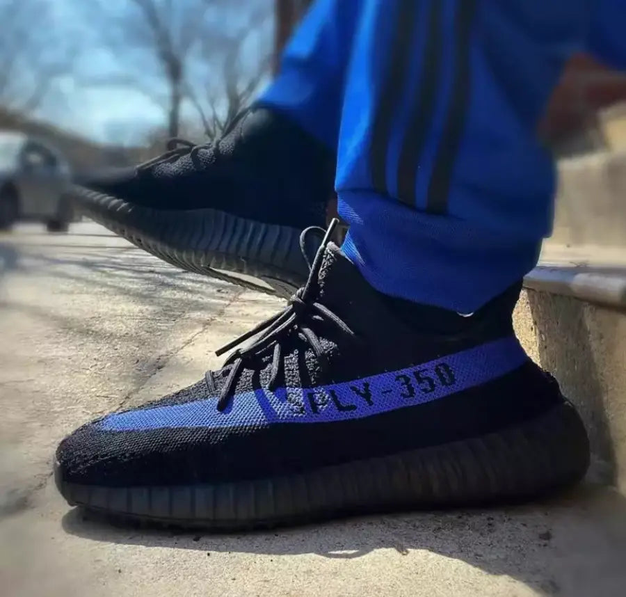 Adidas Yeezy Boost 350 V2 Dazzling Blue