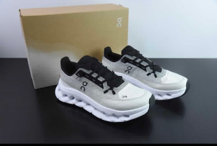 Tenis On Cloud Tilt 2