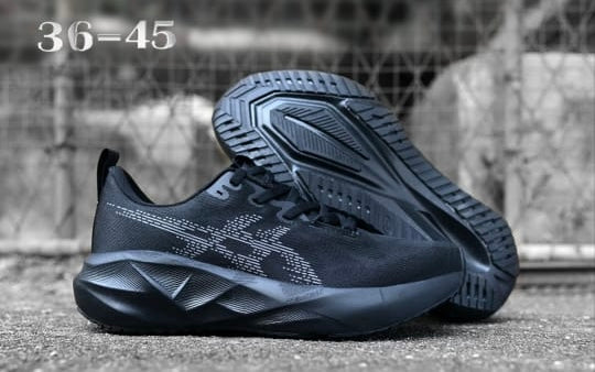 Tenis novablast 5