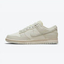 Dunk Low “Light Bone”