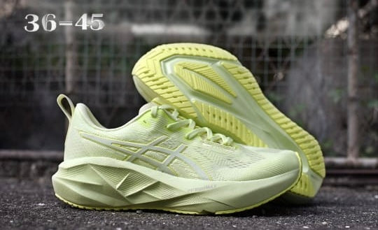 Tenis novablast 5