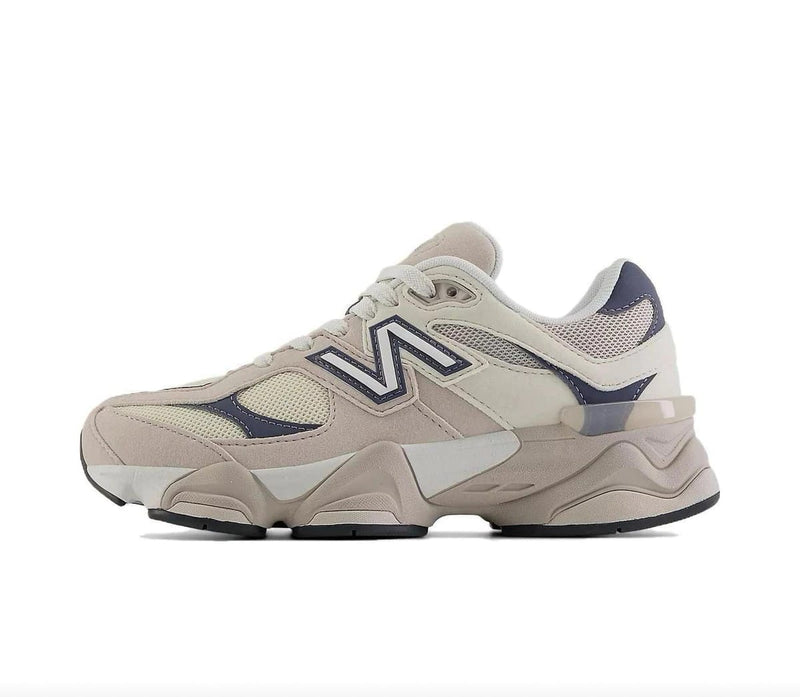 Tenis 9060