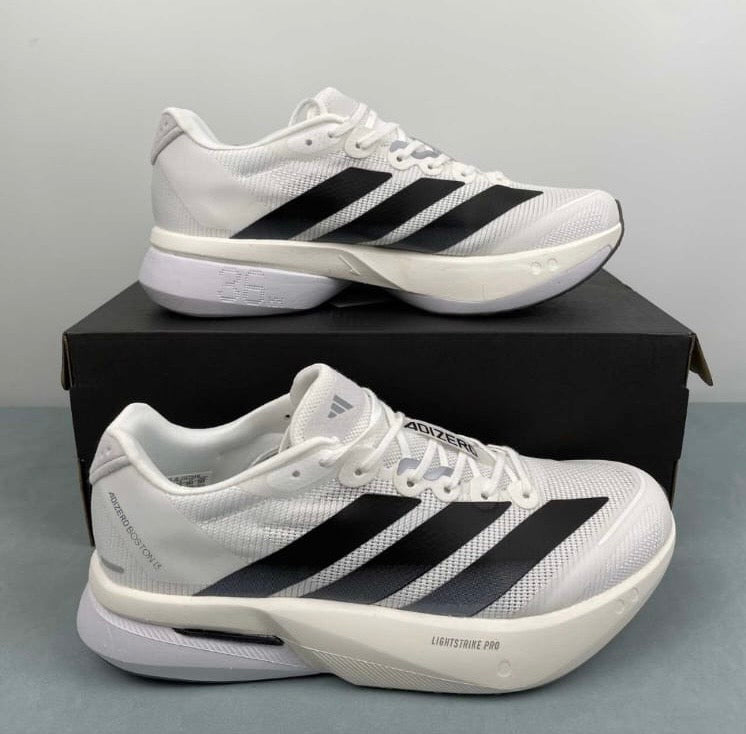 Tenis Boston 13