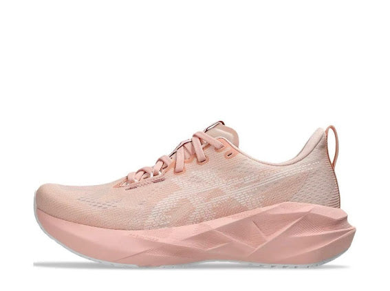 Tenis novablast 5