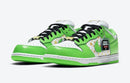 Sb Dunk Low x Supreme "Green Stars"