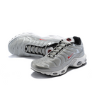 Air Max plus "Silver Red"