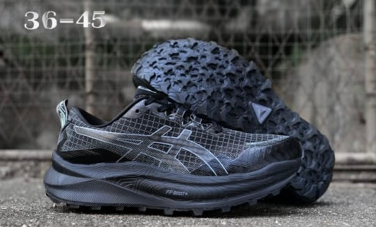Tenis novablast 5