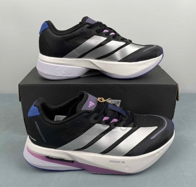 Tenis Boston 13