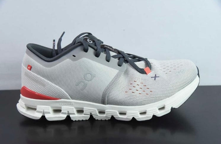 Tenis On Cloud X4