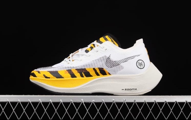 Tenis vaporfly next 2%