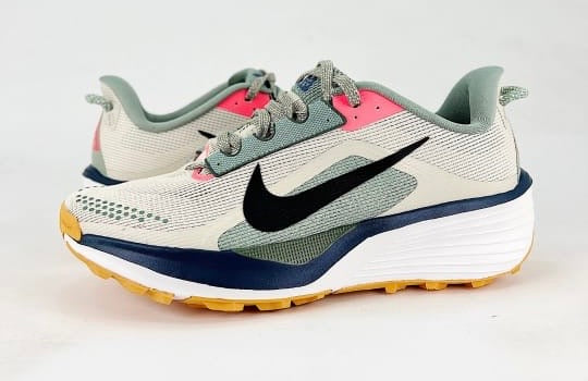 Tenis pegasus trail 6