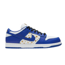 SB Dunk Low x Supreme "Stars Hyper Royal"(2021)
