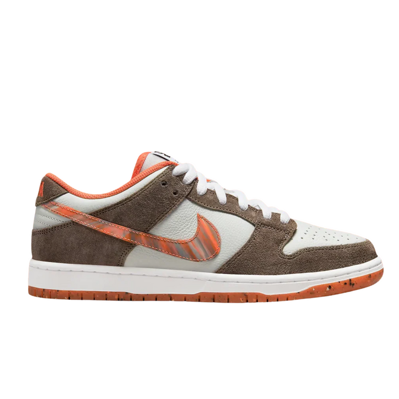 SB Dunk Low x "Crushed Skate Shope"