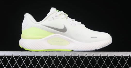 Tenis Air Zoom Structure 26