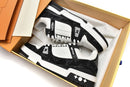 Trainer White Black