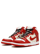 Dunk High Pro SB "Supreme Red Stars"