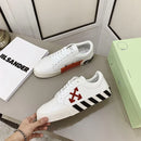 OFF WHITE [ 36 ]