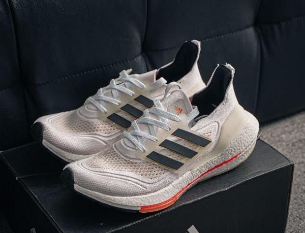 Tenis ultraboost 21