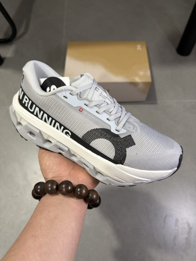 Tenis Cloudmonster 3Hype