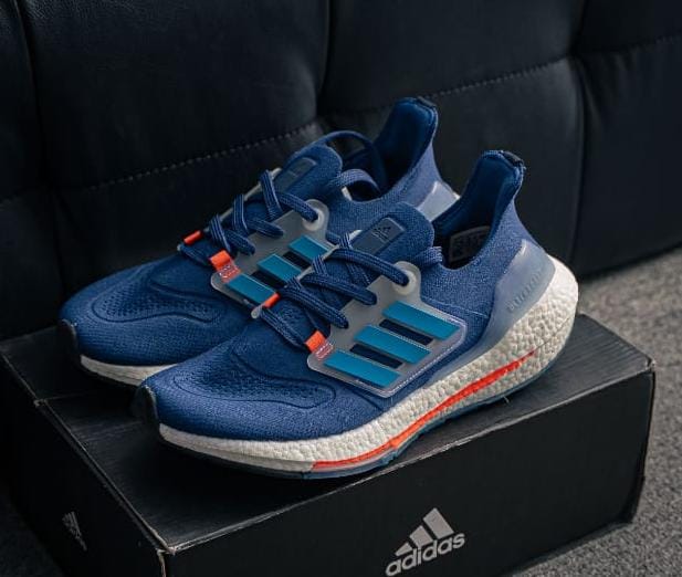 Tenis ultraboost 21