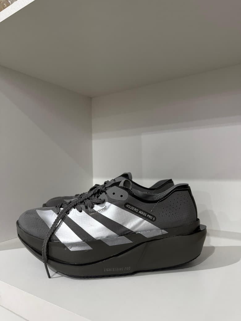 Tenis Adios Pro 5