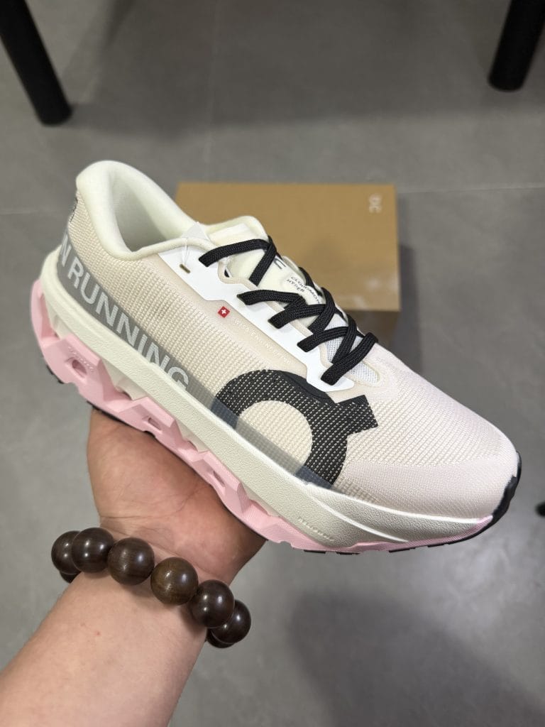 Tenis Cloudmonster 3Hype