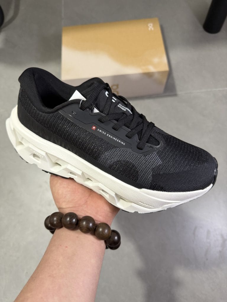 Tenis Cloudmonster 3Hype