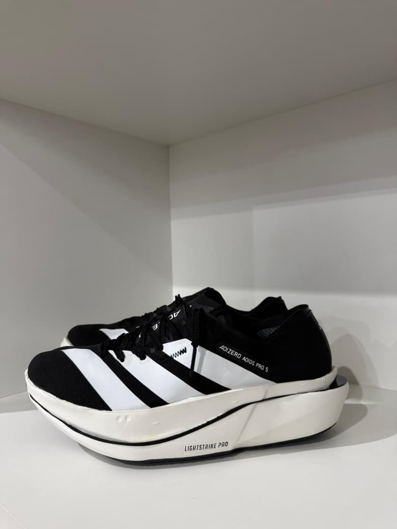 Tenis Adios Pro 5